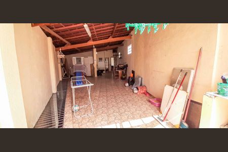 Casa à venda com 254m², 4 quartos e 3 vagas Casa à venda com 254m², 4 quartos e 3 vagasCasa 2 - Área Gourmet