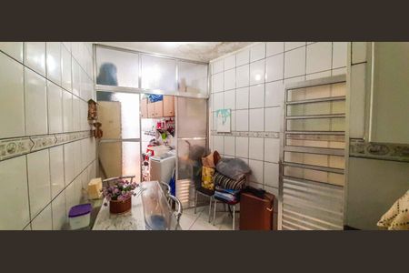 Casa à venda com 254m², 4 quartos e 3 vagas Casa à venda com 254m², 4 quartos e 3 vagasCasa 1 - Cozinha