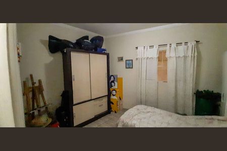 Casa à venda com 254m², 4 quartos e 3 vagas Casa à venda com 254m², 4 quartos e 3 vagasCasa 1 - Quarto 2