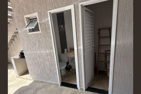 Casa à venda com 280m², 3 quartos e 4 vagasLavabo 2