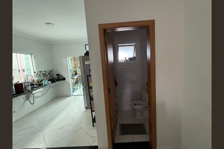 Casa à venda com 280m², 3 quartos e 4 vagasLavabo 1