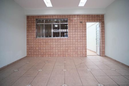 Casa à venda com 110m², 3 quartos e 2 vagasGaragem