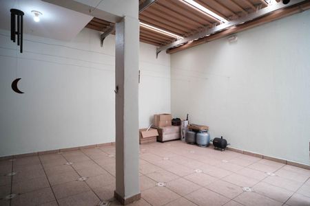 Casa à venda com 110m², 3 quartos e 2 vagasÁrea Externa