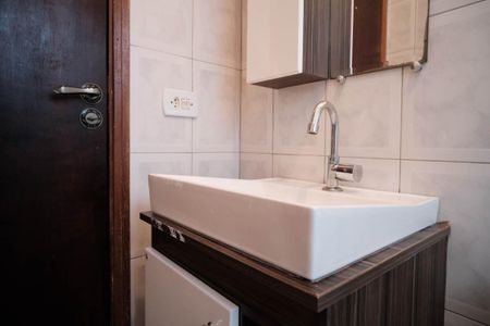 Casa à venda com 110m², 3 quartos e 2 vagasBanheiro 2