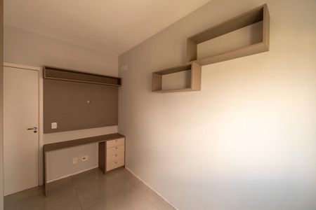Apartamento para alugar com 69m², 2 quartos e 2 vagasQuarto