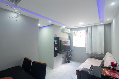 Apartamento para alugar com 50m², 2 quartos e 1 vaga Apartamento para alugar com 50m², 2 quartos e 1 vagaSala