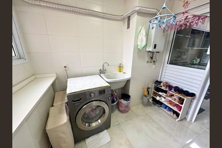 Apartamento à venda com 108m², 3 quartos e 2 vagasÁrea de Serviço