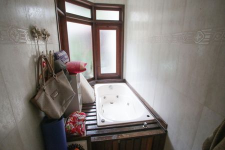 Casa de condomínio à venda com 220m², 5 quartos e 1 vagaBanheiro da Suíte