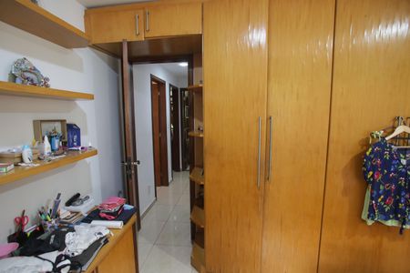 Casa de condomínio à venda com 220m², 5 quartos e 1 vagaQuarto 1