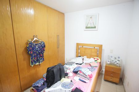 Casa de condomínio à venda com 220m², 5 quartos e 1 vagaQuarto 1