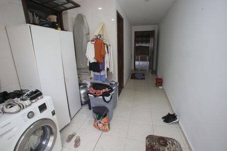 Casa de condomínio à venda com 220m², 5 quartos e 1 vagaÁrea de Serviço