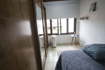 Casa de condomínio à venda com 220m², 5 quartos e 1 vagaQuarto 2