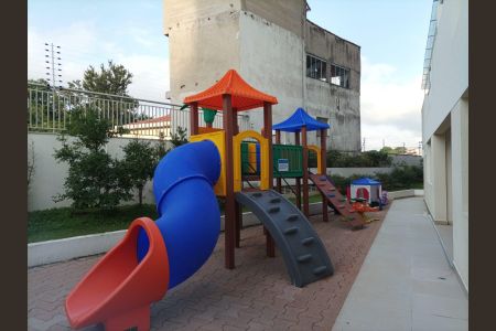 Apartamento à venda com 62m², 2 quartos e 1 vaga Apartamento à venda com 62m², 2 quartos e 1 vagaÁrea comum - Playground