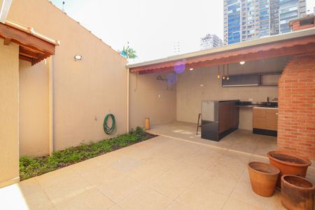 Casa para alugar com 140m², 2 quartos e 1 vagaÁrea Externa