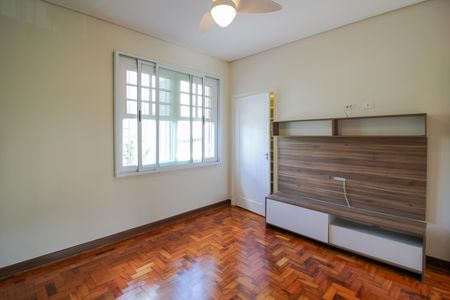 Casa para alugar com 140m², 2 quartos e 1 vagaQuarto 1