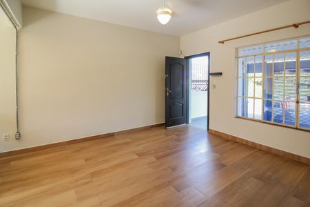 Casa para alugar com 140m², 2 quartos e 1 vagaSala