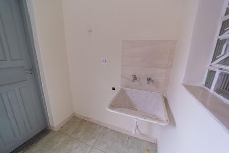 Casa para alugar com 125m², 2 quartos e 1 vaga Casa para alugar com 125m², 2 quartos e 1 vagaÁrea de Serviço