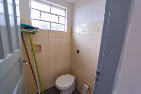 Casa para alugar com 125m², 2 quartos e 1 vaga Casa para alugar com 125m², 2 quartos e 1 vagaBanheiro 2