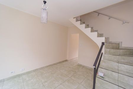 Casa para alugar com 125m², 2 quartos e 1 vaga Casa para alugar com 125m², 2 quartos e 1 vagaSala