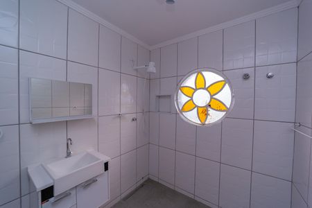 Casa para alugar com 125m², 2 quartos e 1 vaga Casa para alugar com 125m², 2 quartos e 1 vagaBanheiro 1
