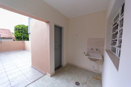 Casa para alugar com 125m², 2 quartos e 1 vaga Casa para alugar com 125m², 2 quartos e 1 vagaÁrea de Serviço