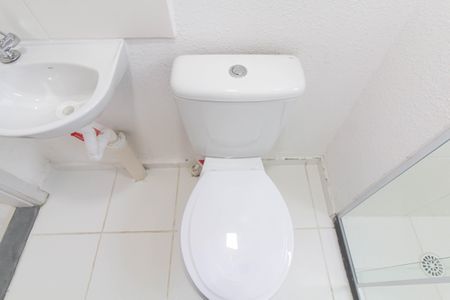 Apartamento para alugar com 42m², 2 quartos e sem vaga Apartamento para alugar com 42m², 2 quartos e sem vagaBanheiro