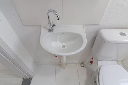 Apartamento para alugar com 42m², 2 quartos e sem vaga Apartamento para alugar com 42m², 2 quartos e sem vagaBanheiro