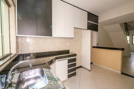 Casa à venda com 112m², 3 quartos e 1 vagaCozinha