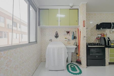 Apartamento à venda com 130m², 3 quartos e 1 vagaÁrea de Serviço