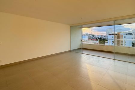 Apartamento à venda com 112m², 3 quartos e 3 vagas Apartamento à venda com 112m², 3 quartos e 3 vagasSala