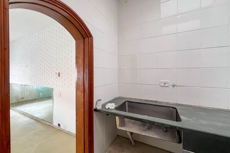 Casa à venda com 380m², 3 quartos e 2 vagasBanheiro Suíte 1