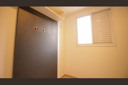 Apartamento à venda com 56m², 2 quartos e 1 vagaQuarto 2