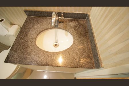 Apartamento à venda com 56m², 2 quartos e 1 vagaBanheiro