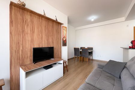 Apartamento à venda com 53m², 2 quartos e 1 vagaSala