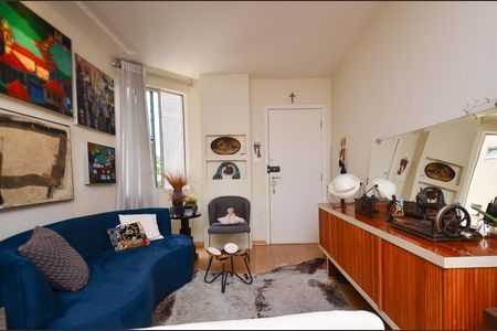 Apartamento à venda com 110m², 2 quartos e 4 vagasSala