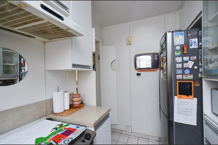 Apartamento à venda com 110m², 2 quartos e 4 vagasCozinha