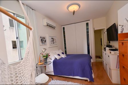 Apartamento à venda com 110m², 2 quartos e 4 vagasSuite