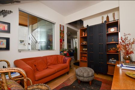 Apartamento à venda com 110m², 2 quartos e 4 vagasSala de tv