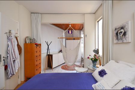 Apartamento à venda com 110m², 2 quartos e 4 vagasSuite