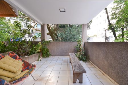 Apartamento à venda com 110m², 2 quartos e 4 vagasArea comum