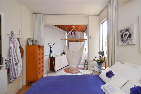 Apartamento à venda com 110m², 2 quartos e 4 vagasSuite