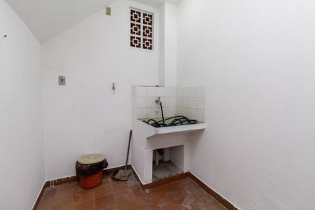 Casa à venda com 180m², 2 quartos e 4 vagasÁrea de Serviço