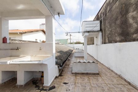 Casa à venda com 180m², 2 quartos e 4 vagasTerraço