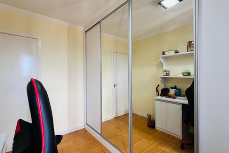 Apartamento à venda com 76m², 3 quartos e 1 vagaQuarto 2