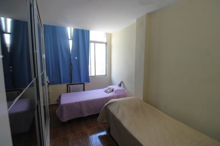 Casa à venda com 220m², 3 quartos e sem vagaSuíte 