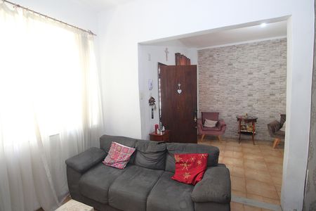 Casa à venda com 220m², 3 quartos e sem vagaSala