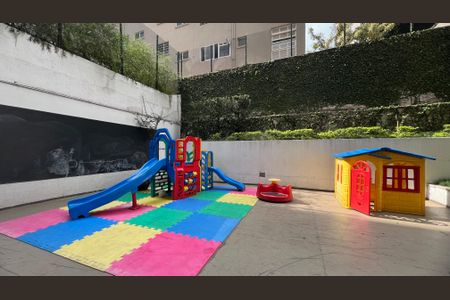 Apartamento à venda com 100m², 2 quartos e 1 vagaPlayground