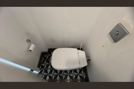 Apartamento à venda com 100m², 2 quartos e 1 vagaBanheiro de serviço