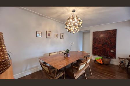 Apartamento à venda com 100m², 2 quartos e 1 vagaSala