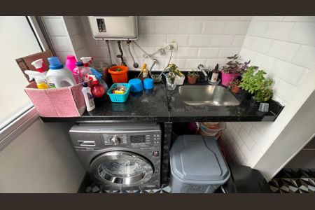 Apartamento à venda com 100m², 2 quartos e 1 vagaÁrea de Serviço